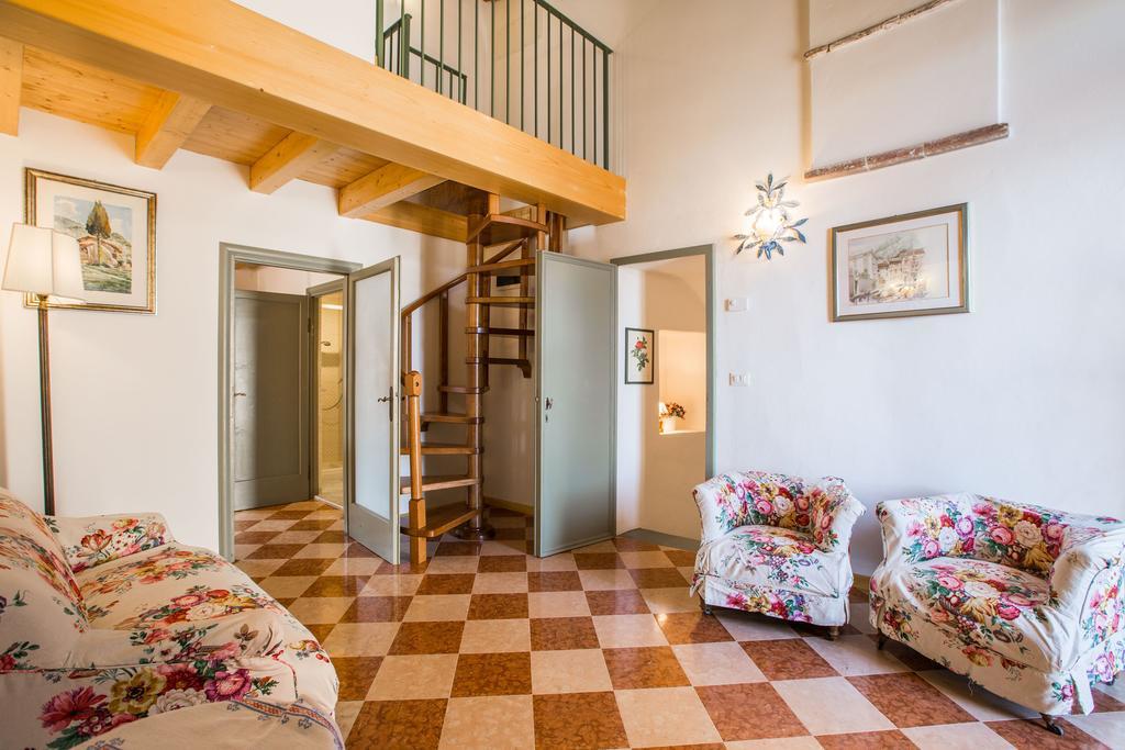 Appartement Le Camerine Water Front *