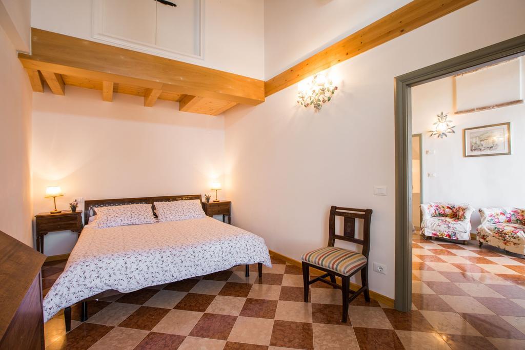Le Camerine Water Front * Toscolano Maderno