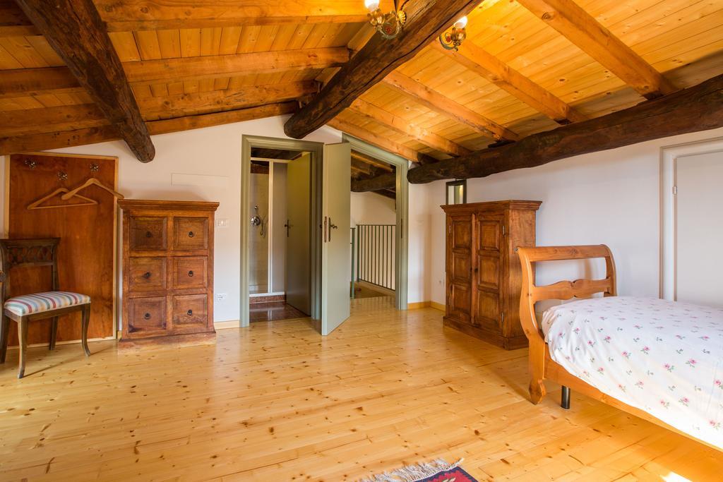 Apartment Le Camerine Water Front