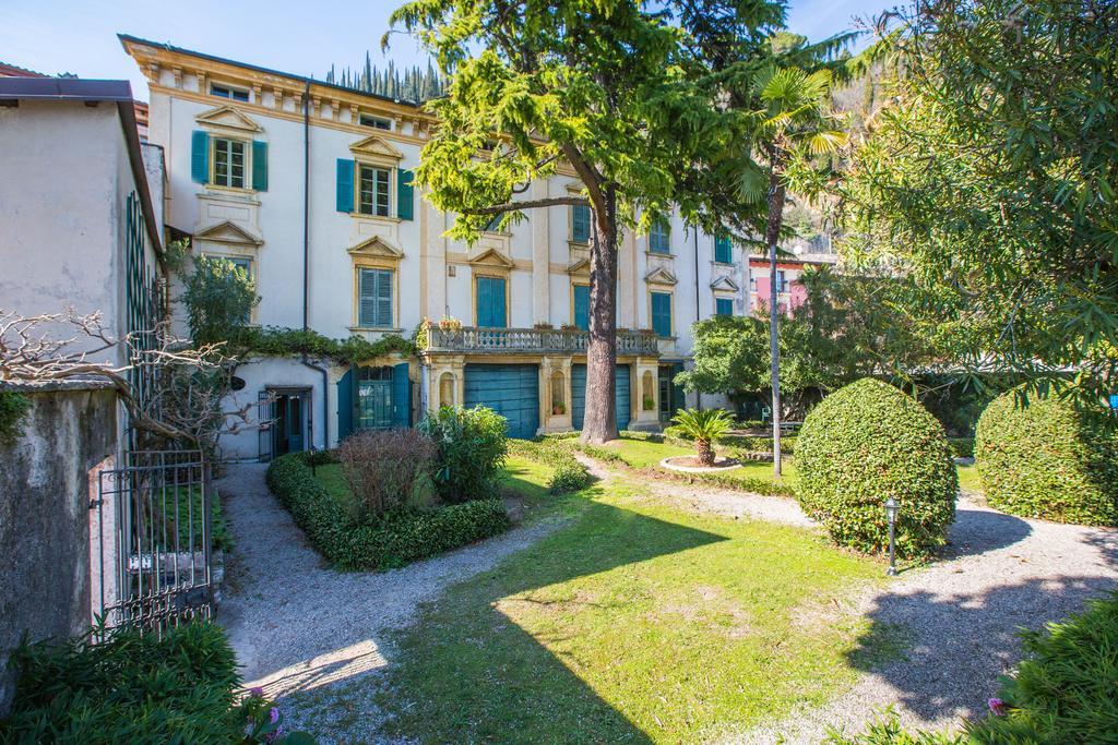 Apartment Le Camerine Water Front