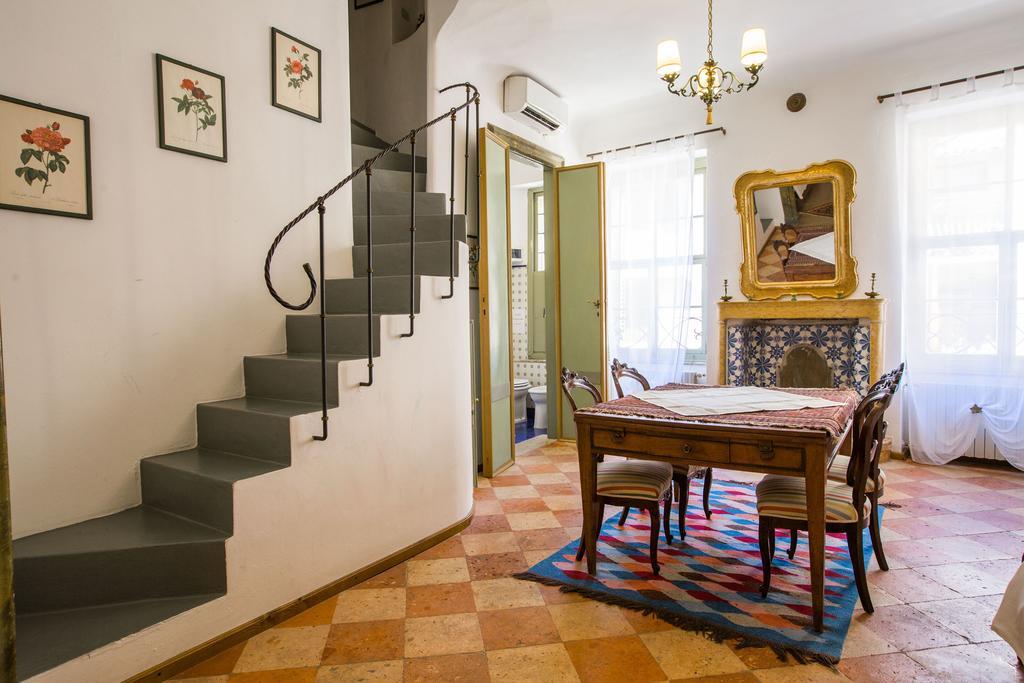 Le Camerine Water Front Apartment Toscolano Maderno